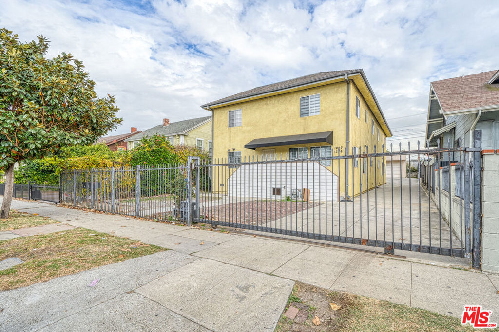 1224 Crenshaw Boulevard Property Photo 1