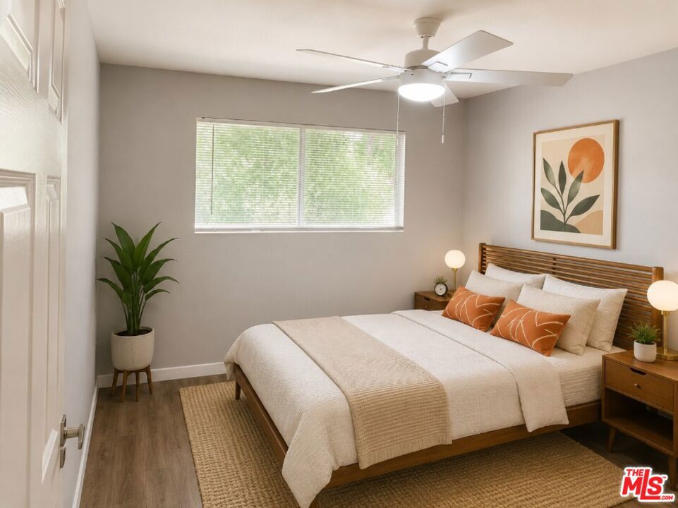2875 N Los Felices Road 212 Property Photo 7