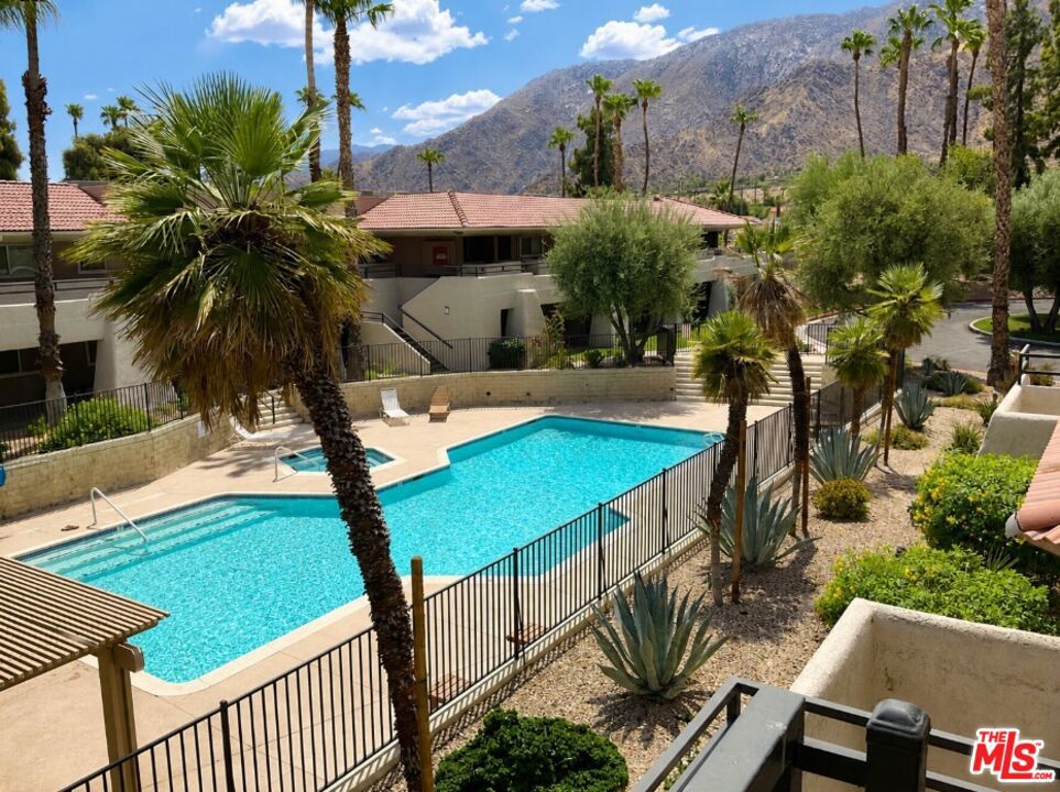 2875 N Los Felices Road 212 Property Photo 9