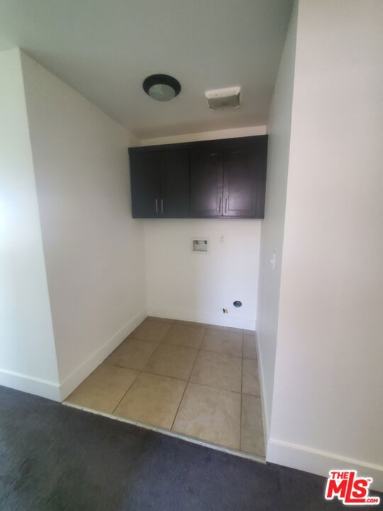 831 E 109th Street Property Photo 21