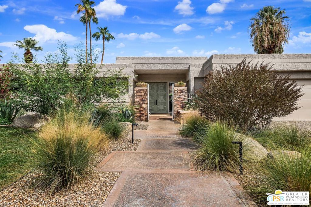 75342 Montecito Drive Property Photo 1
