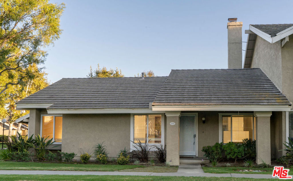 21127 Via Santiago Property Photo 1