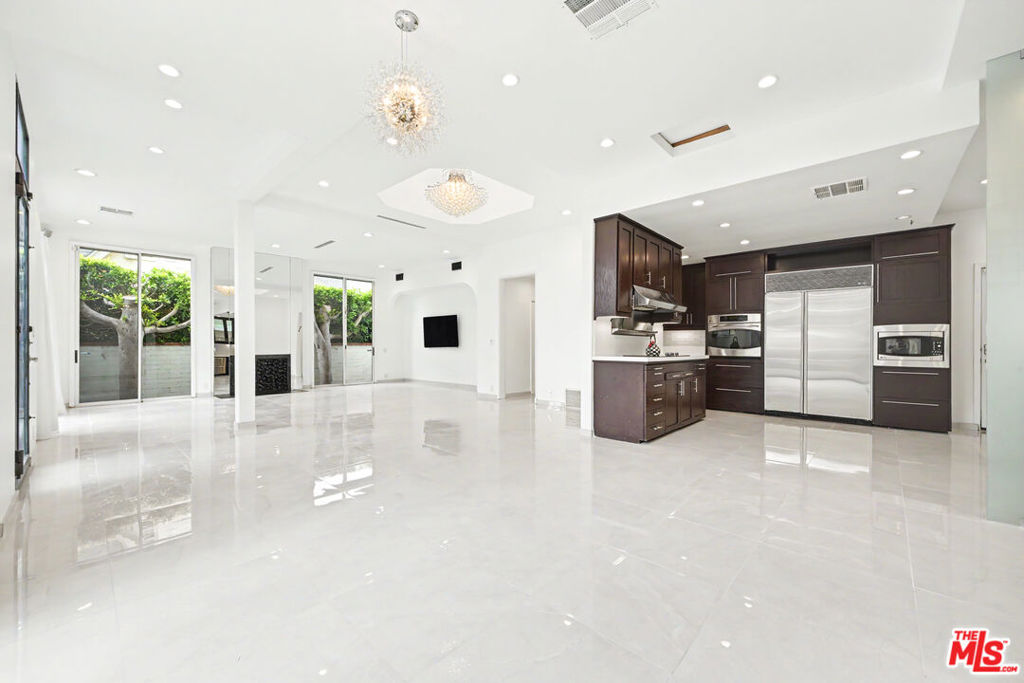 469 S Hamel Road Property Photo 4