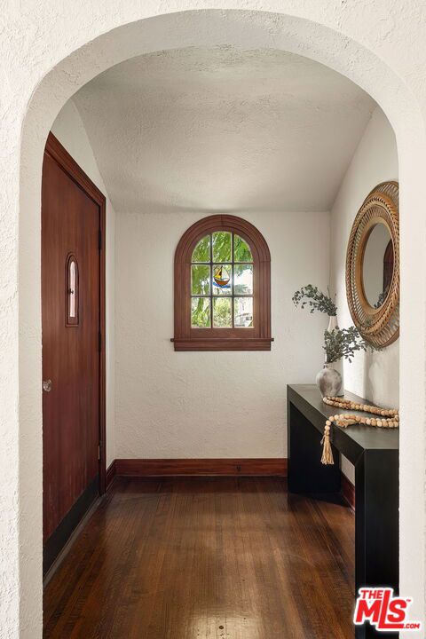 443 16th Street Property Photo 5