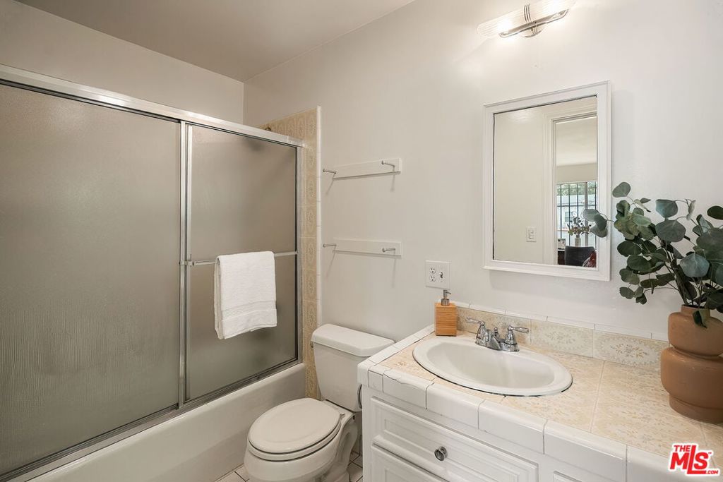 443 16th Street Property Photo 38
