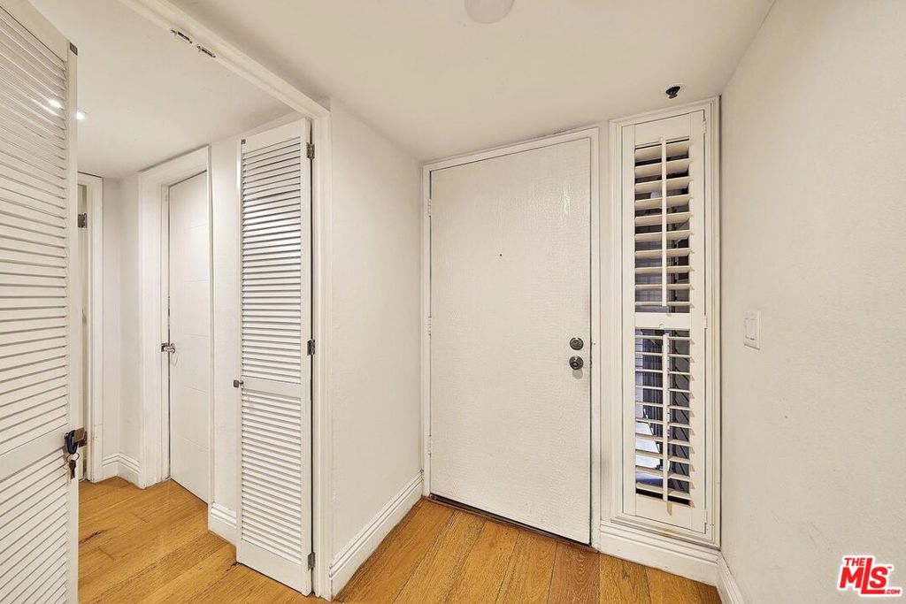 835 S Lucerne Boulevard 205 Property Photo 14