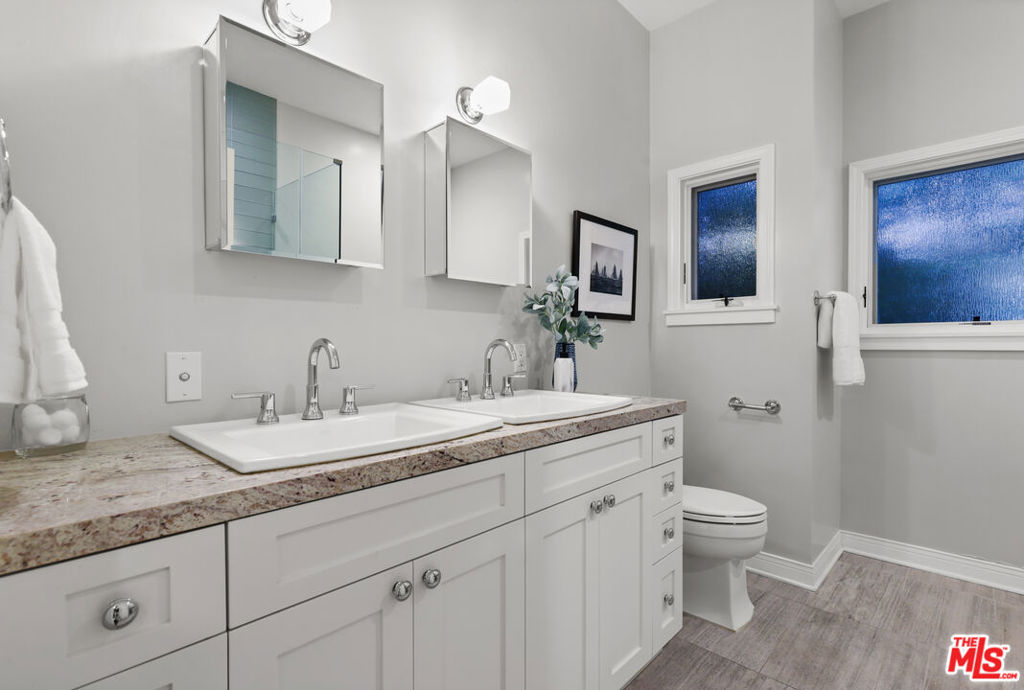 4324 Kraft Avenue Property Photo 40
