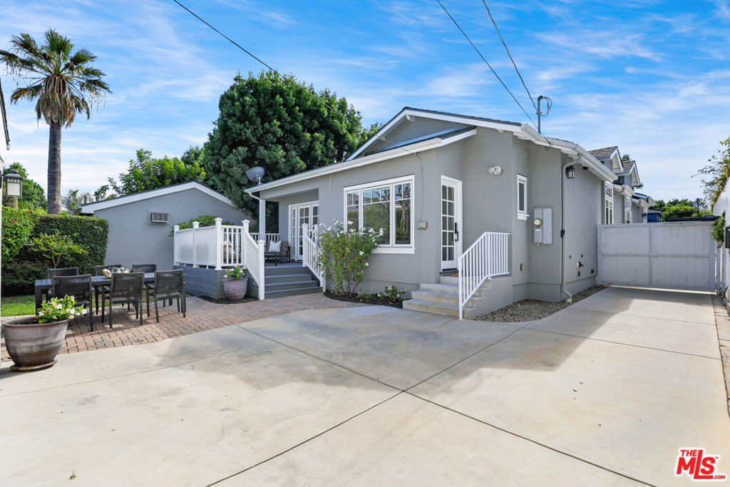 4324 Kraft Avenue Property Photo 42