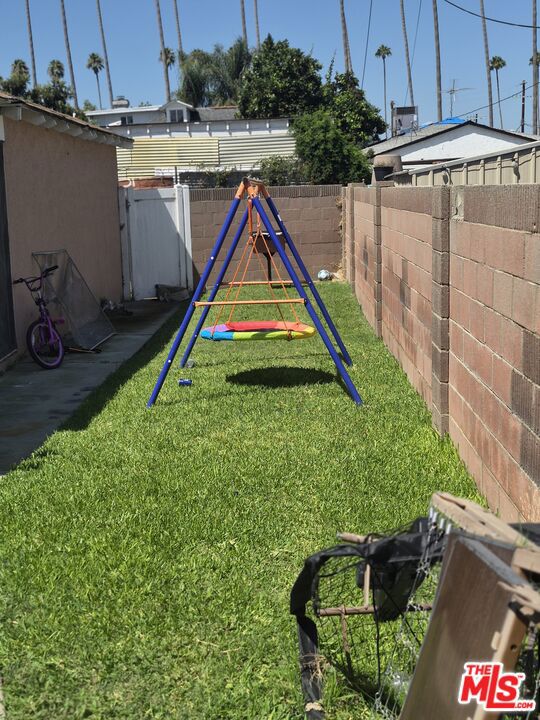3425 2nd Avenue Property Photo 7