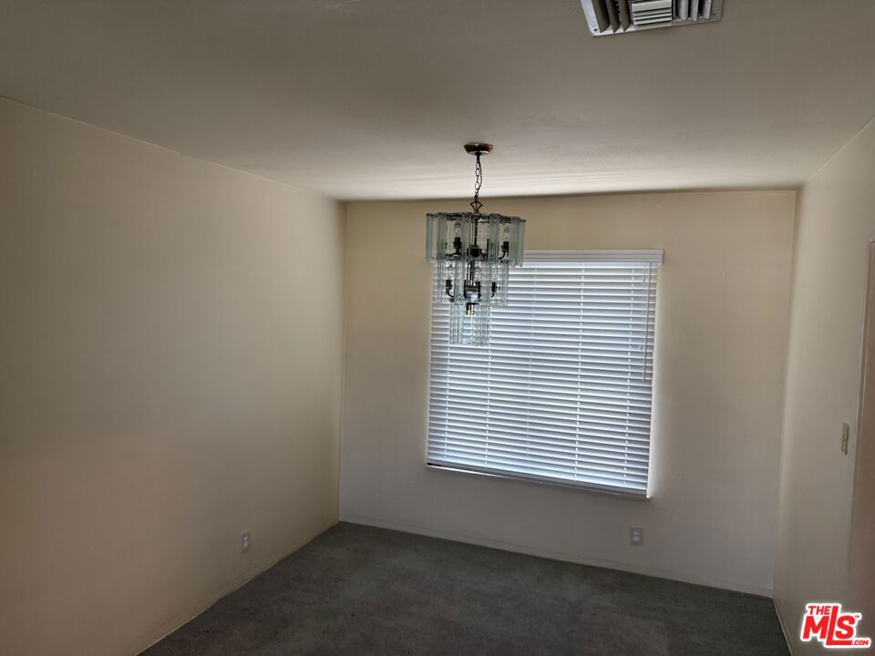2414 W 85th Street Property Photo 17