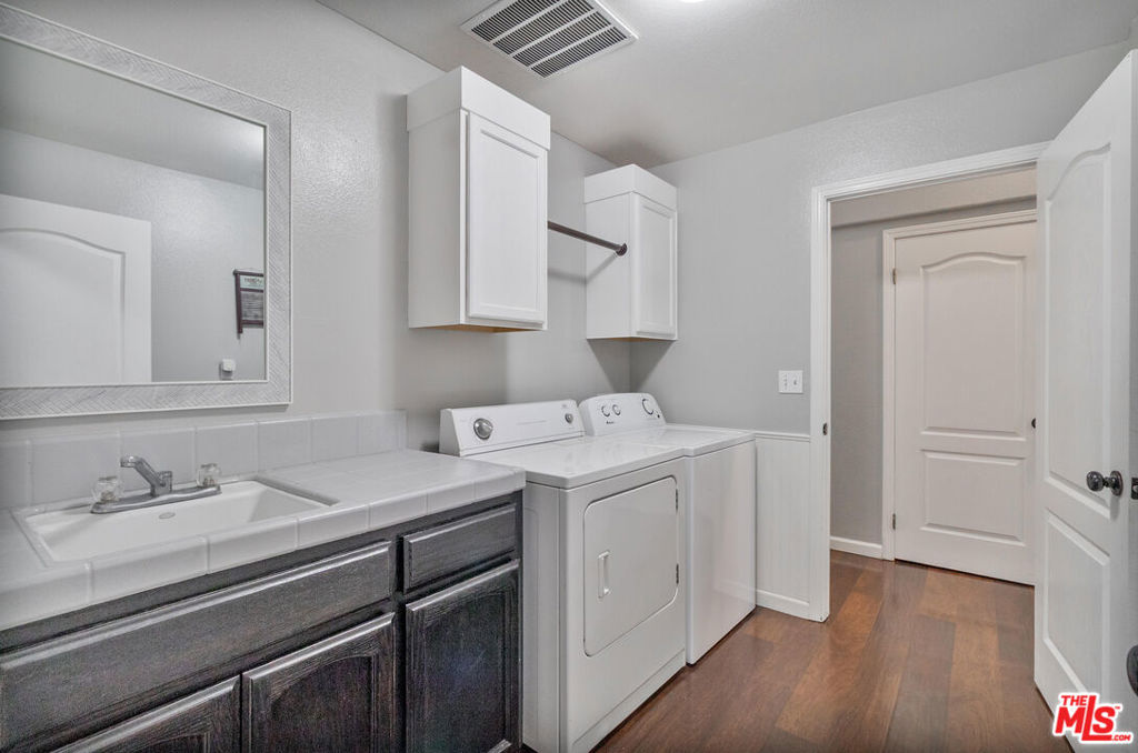 1459 Hillsboro Avenue Property Photo 13