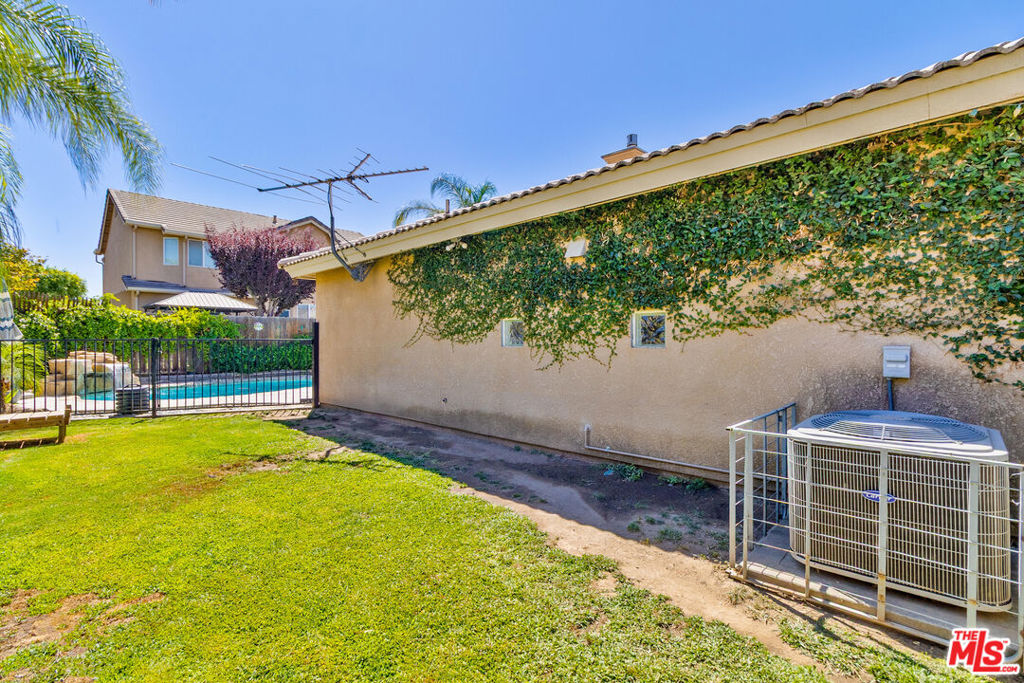 1459 Hillsboro Avenue Property Photo 37