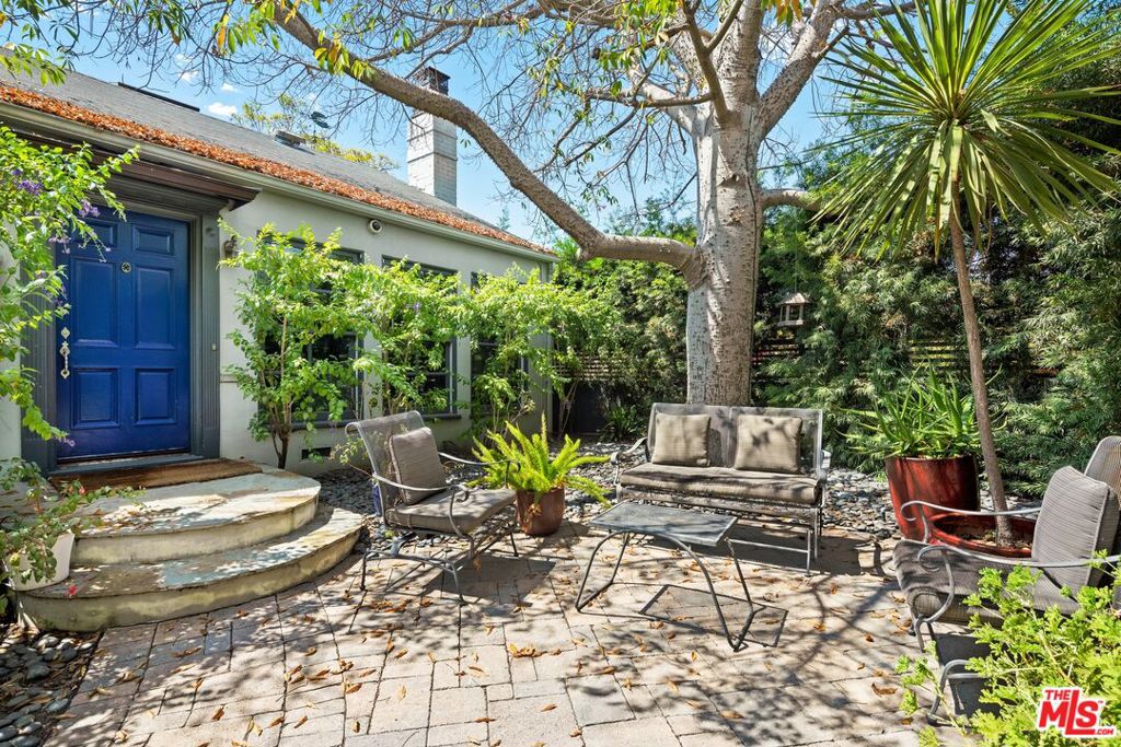 449 Westbourne Drive Property Photo 1