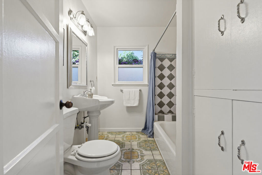 6820 Texhoma Avenue Property Photo 45
