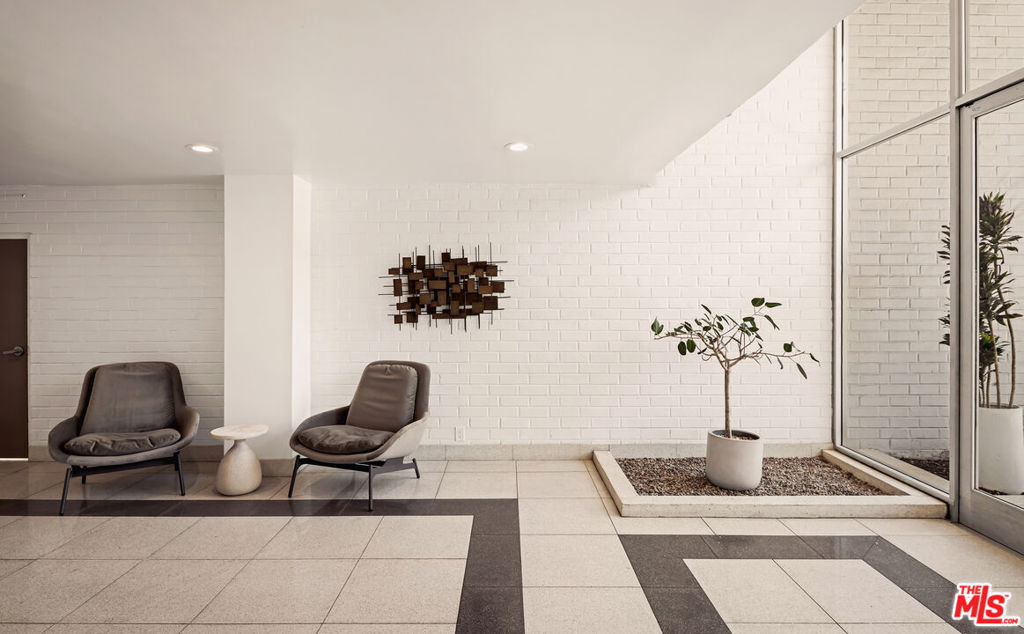 7560 Hollywood Boulevard Ph409 Property Photo 28