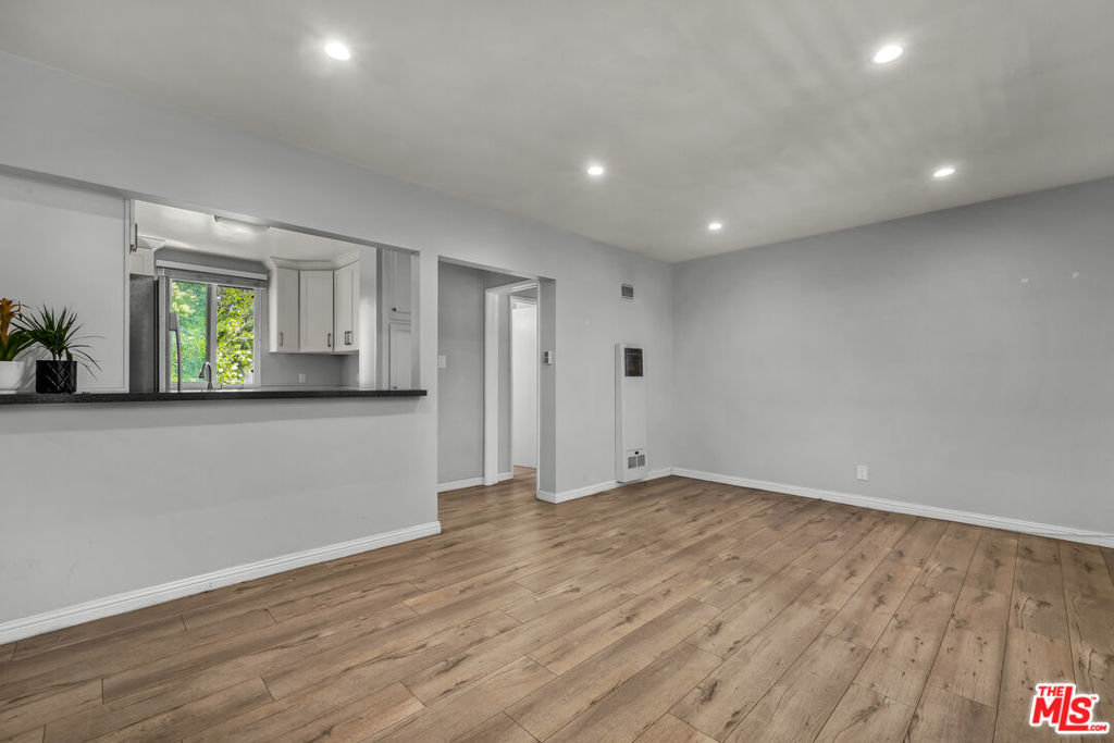 13000 Valleyheart Drive Property Photo 14
