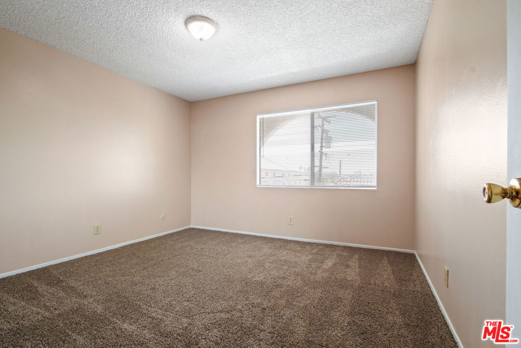 14108 Doty Avenue 38 Property Photo 1