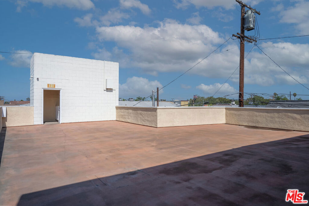16515 S New Hampshire Avenue 17 Property Photo 2