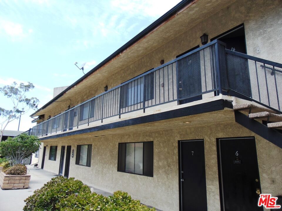 12100 Birch Avenue 22 Property Photo 1