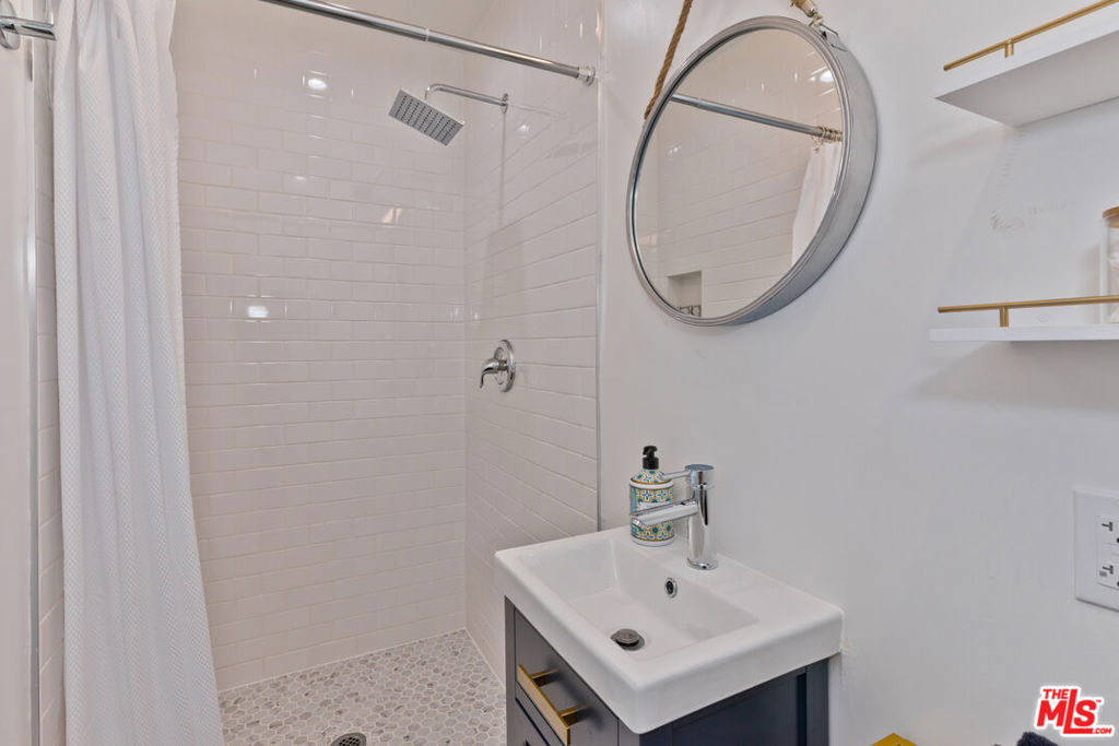 375 W Sunview Avenue Property Photo 19