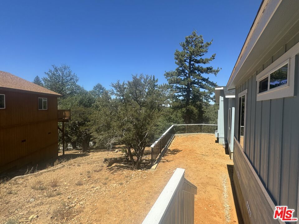 1336 La Crescenta Drive 2 Property Photo 22