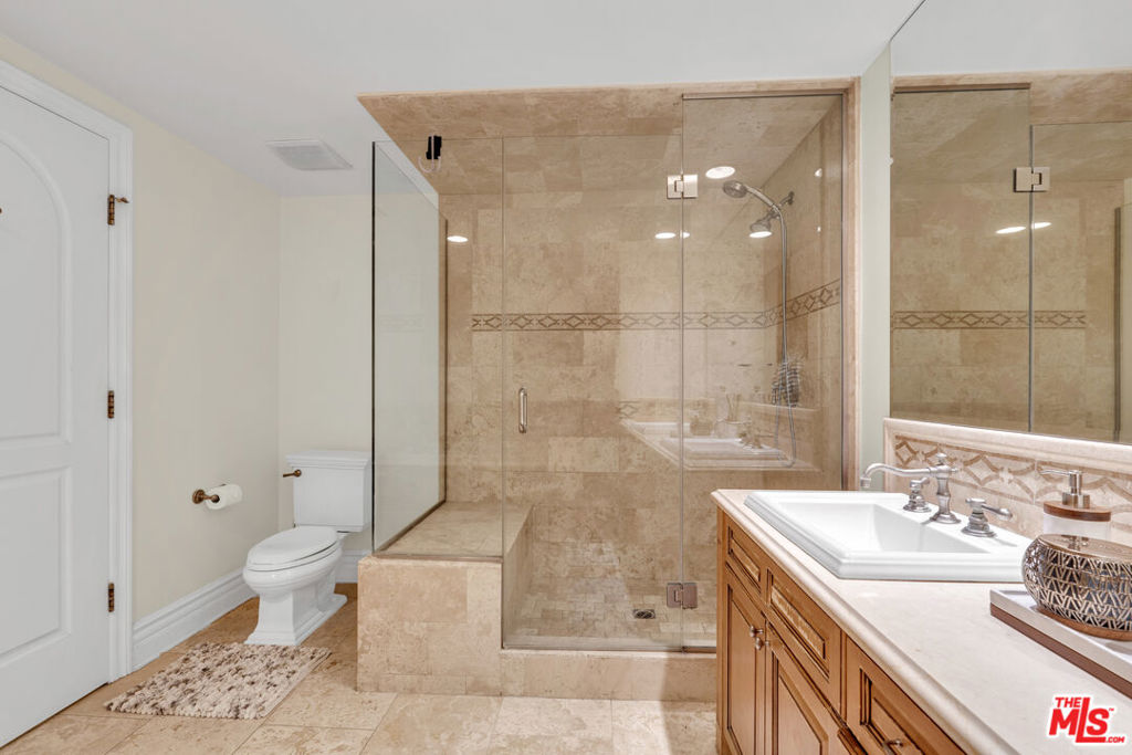 1530 Camden Avenue 304 Property Photo 23