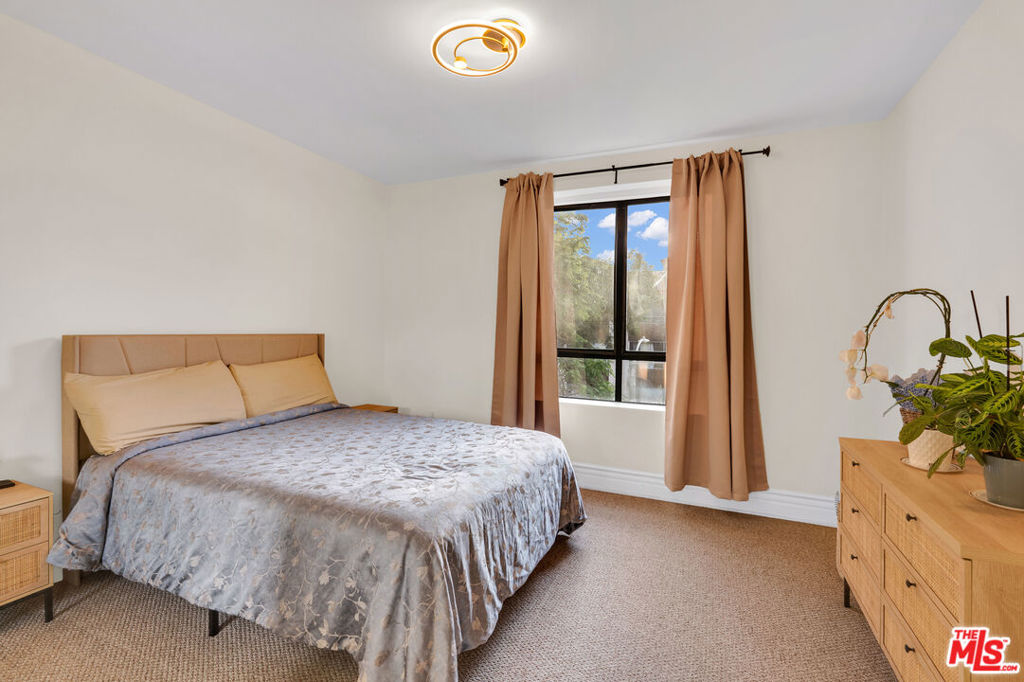 1530 Camden Avenue 304 Property Photo 25