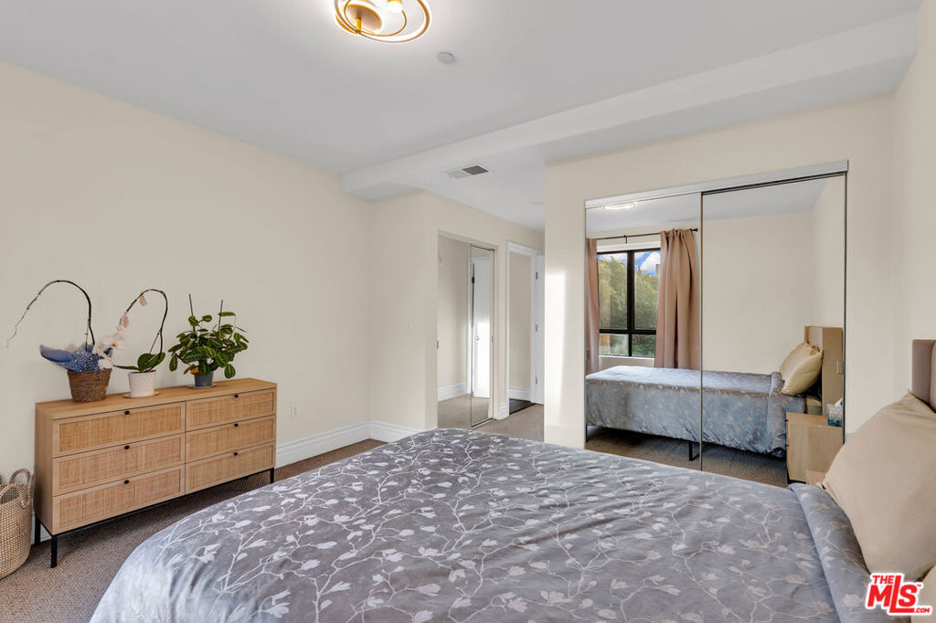 1530 Camden Avenue 304 Property Photo 26