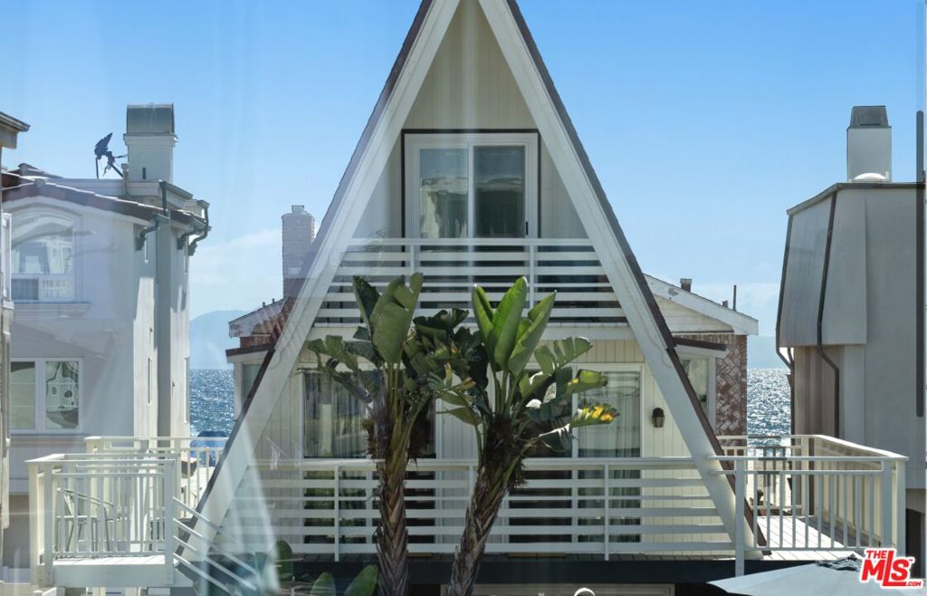 4532 La Brea Street Property Photo 10