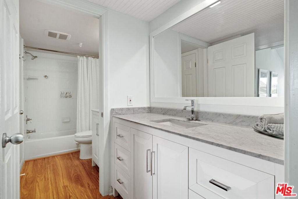 4532 La Brea Street Property Photo 19