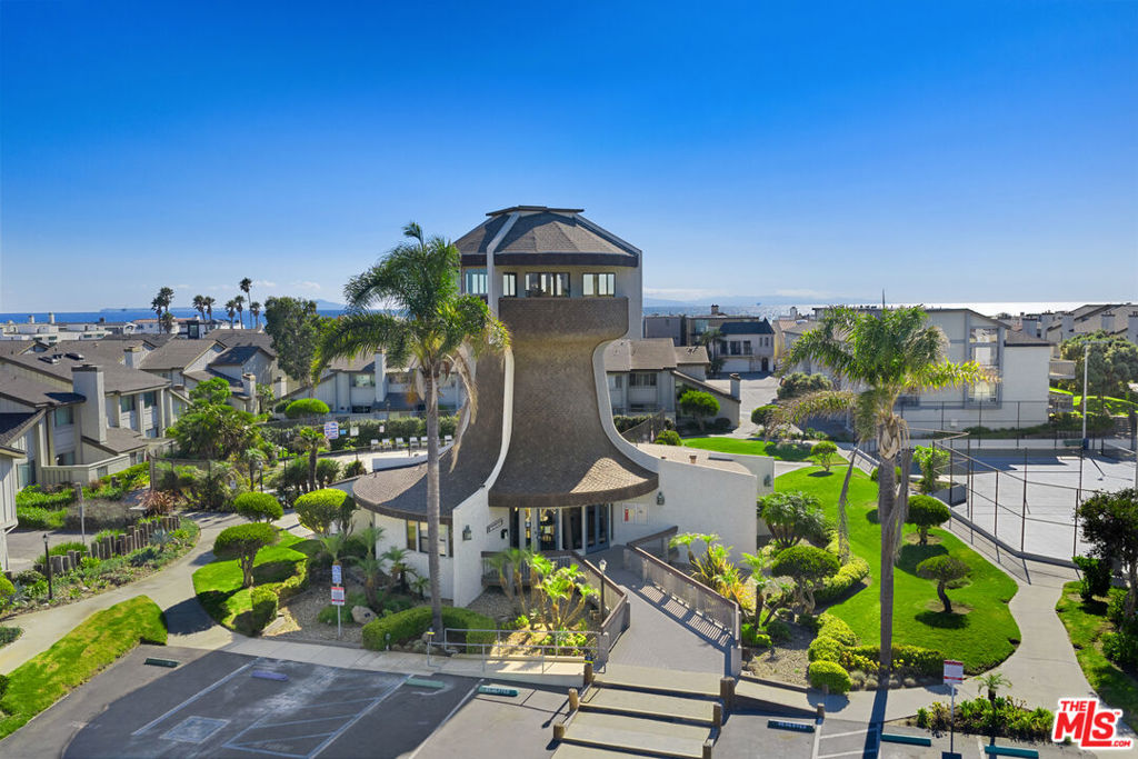 4532 La Brea Street Property Photo 26