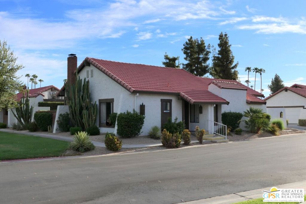 2360 W Miramonte Circle F Property Photo 1