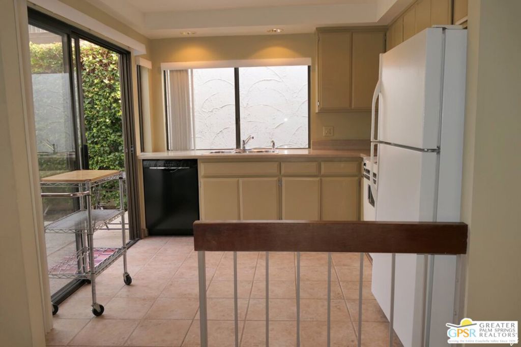 2360 W Miramonte Circle F Property Photo 12