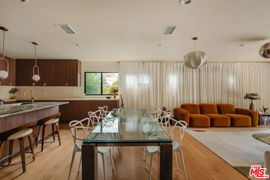 12220 Benmore Terrace Property Photo 6