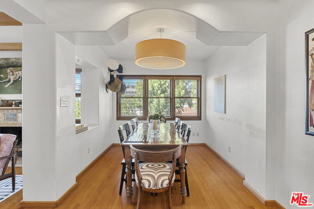 1914 Fairburn Avenue Property Photo 16