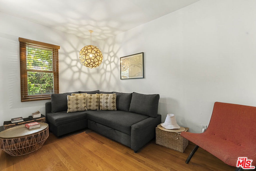 1914 Fairburn Avenue Property Photo 30