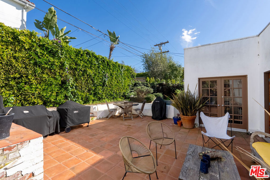 1914 Fairburn Avenue Property Photo 34