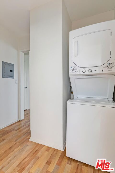 943 9th Street 5 Property Photo 17