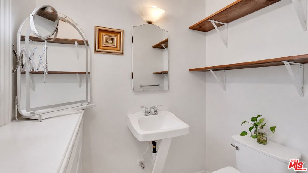 2338 Lake View Avenue Property Photo 53