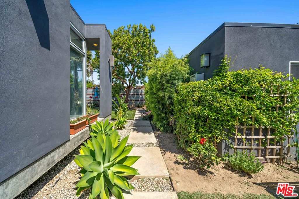2817 Virginia Avenue Property Photo 43