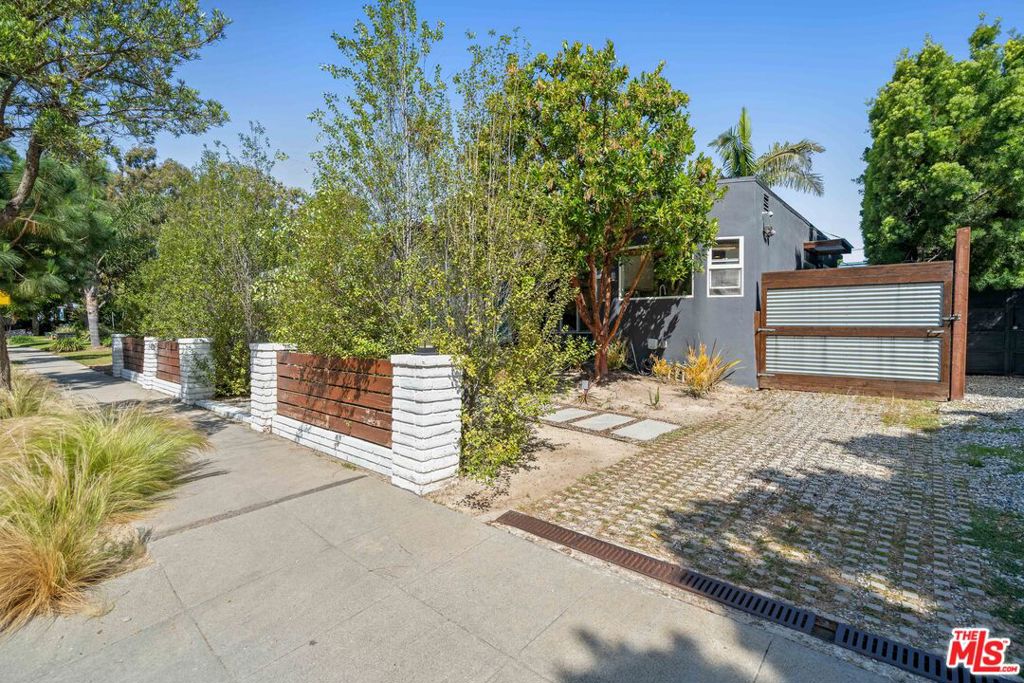 2817 Virginia Avenue Property Photo 45