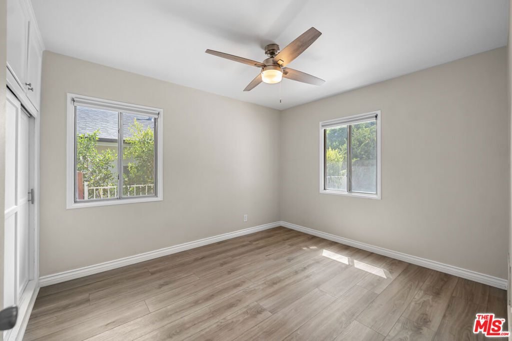 8914 Canby Avenue Property Photo 29