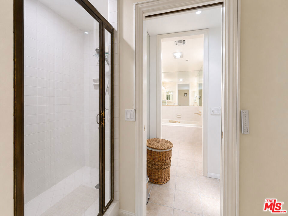 10550 Wilshire Boulevard 1001 Property Photo 24