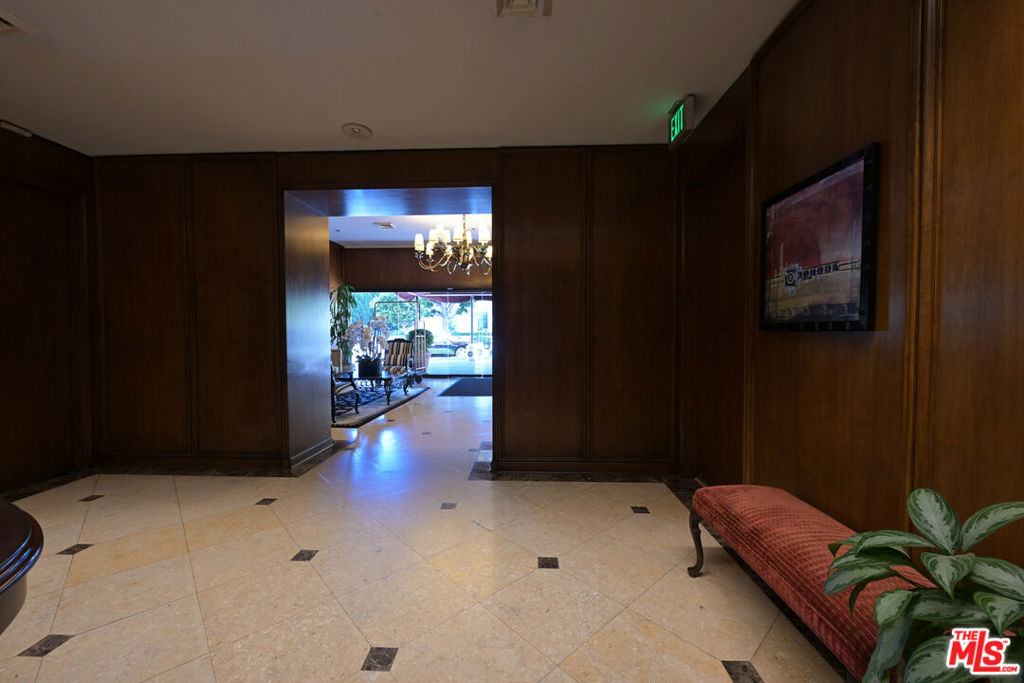 10550 Wilshire Boulevard 1001 Property Photo 34