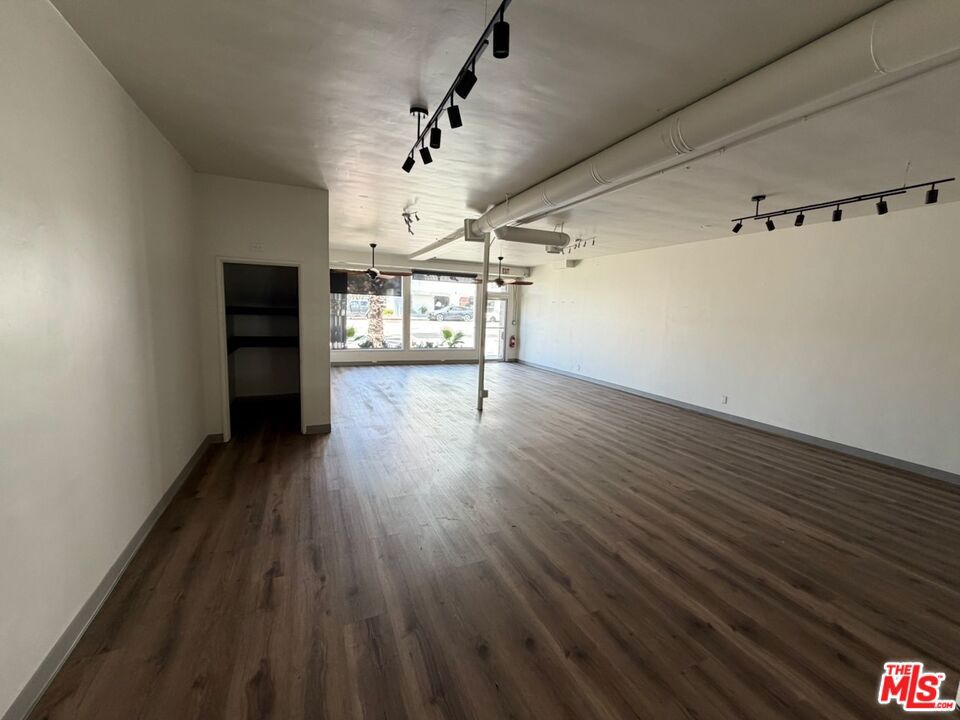 10812 Washington Boulevard A Property Photo 2