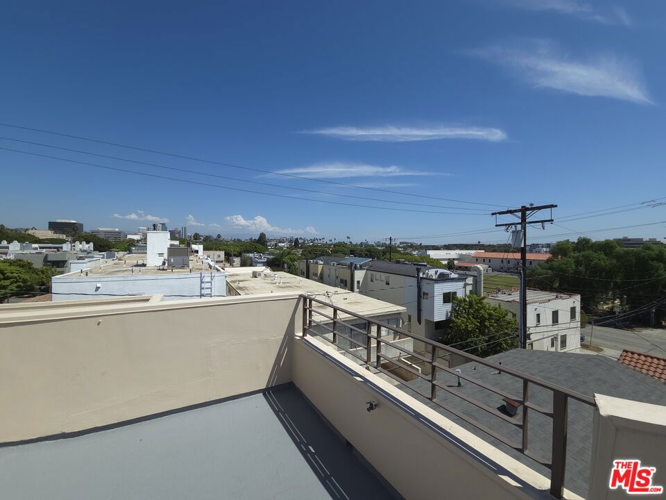 1247 23rd Street D Property Photo 43