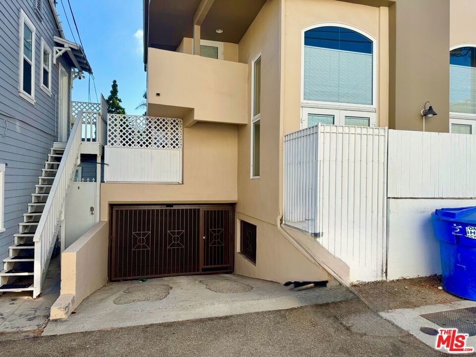 1247 23rd Street D Property Photo 47