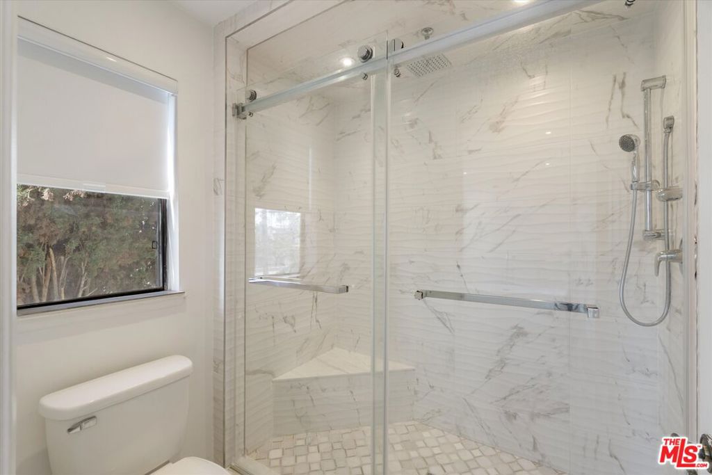 432 S Hamel Road 201 Property Photo 13