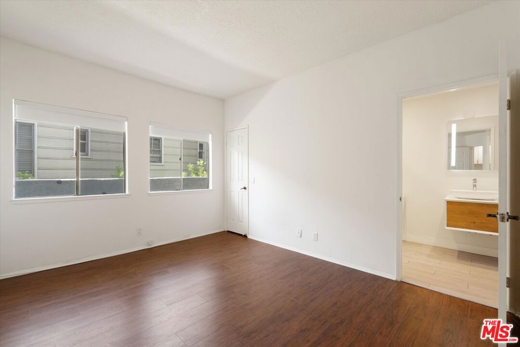 432 S Hamel Road 201 Property Photo 14