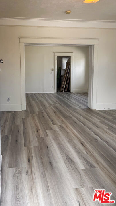 624 E 49th Street Property Photo 5